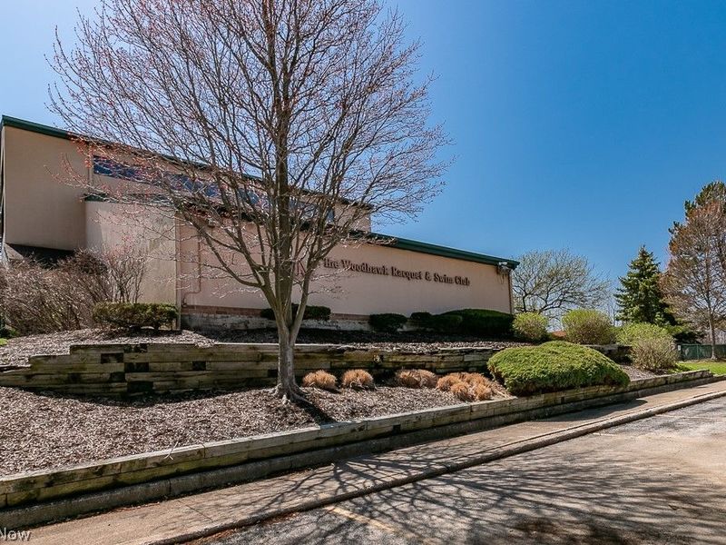 220 Fox Hollow Drive, Unit 212, Mayfield Heights, OH 44124 Photo 33