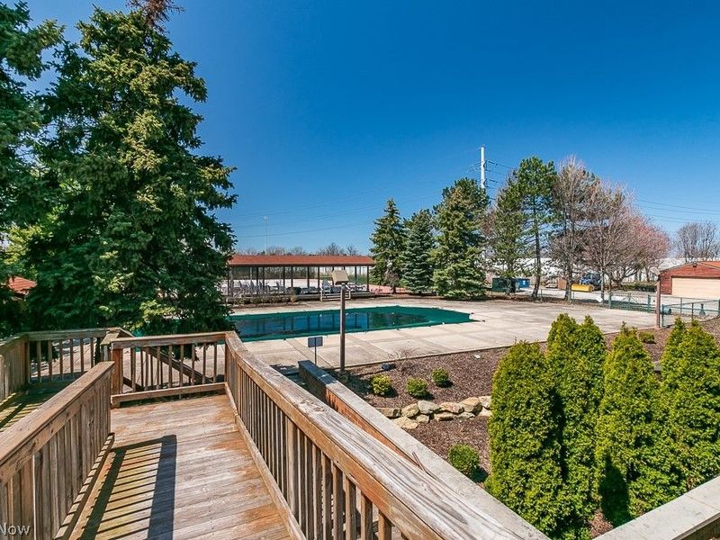 220 Fox Hollow Drive, Unit 212, Mayfield Heights, OH 44124 Photo 34