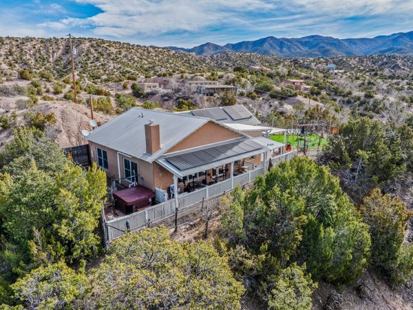 2 Vista Del Cuervo , Santa Fe, NM 87506