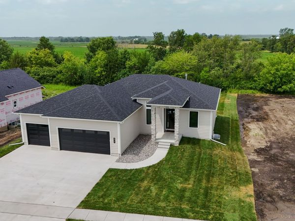 517 Timberline Drive, Gilbert, IA 50105