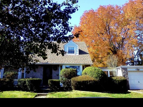 1 Herbert Drive, New Hyde Park, NY 11040