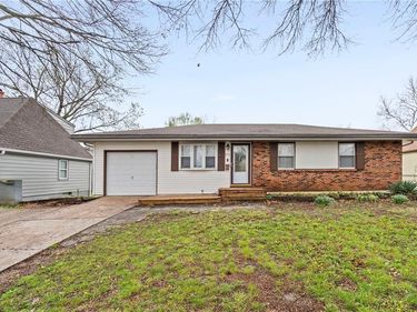 8141 NE 52nd Street, Kansas City, MO 64119