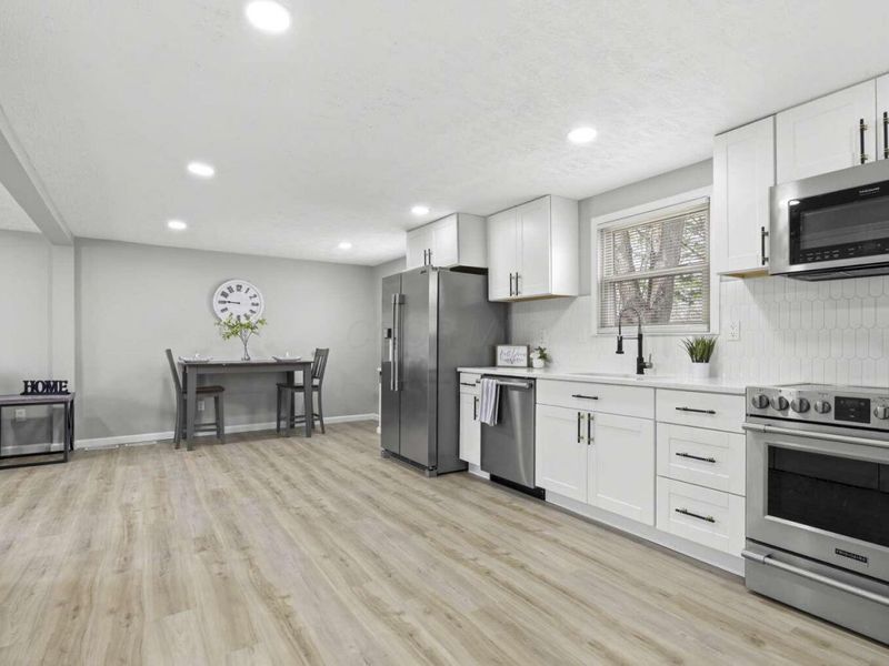 4269 Hanging Rock Court , Columbus, OH 43230 Photo 6