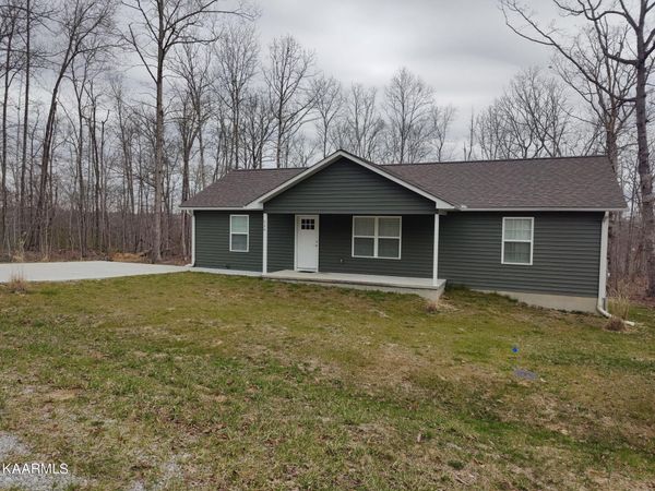 226 Chickasaw Drive, Crossville, TN 38572