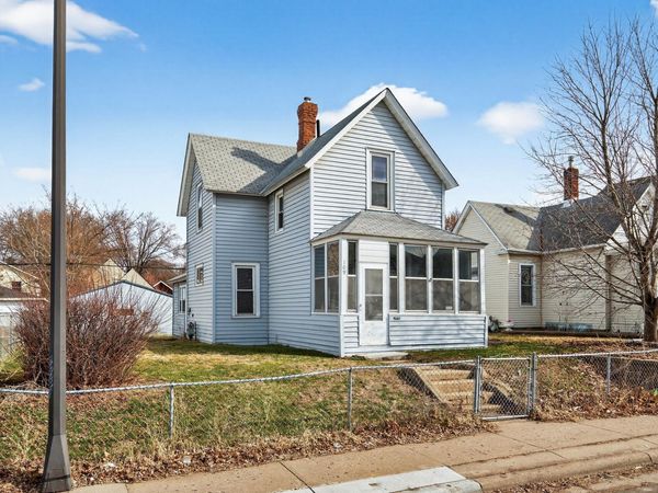 109 Atwater Street , Saint Paul, MN 55117