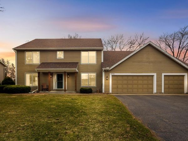 13004 Highpoint Curve, Burnsville, MN 55337