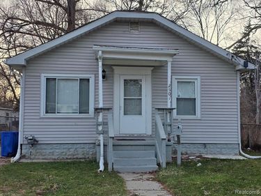 2501 Hoff Street, Flint, MI 48506