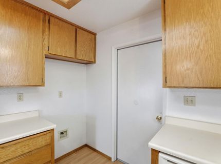 7317 Sunleaf Ln, Sacramento, CA 95828 Photo