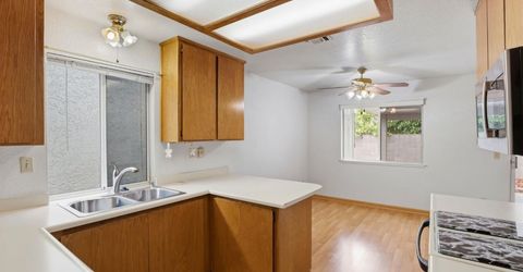 7317 Sunleaf Ln, Sacramento, CA 95828 Photo