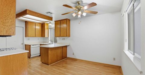 7317 Sunleaf Ln, Sacramento, CA 95828 Photo