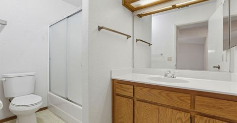 7317 Sunleaf Ln, Sacramento, CA 95828 Photo