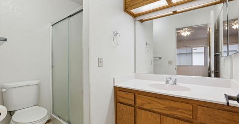 7317 Sunleaf Ln, Sacramento, CA 95828 Photo