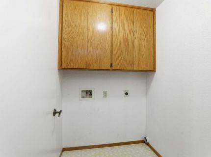 7317 Sunleaf Ln, Sacramento, CA 95828 Photo