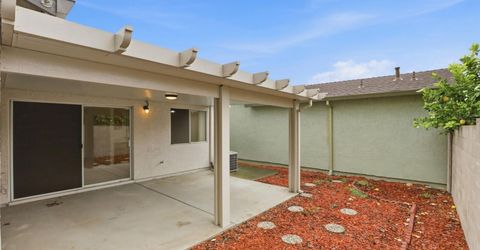 7317 Sunleaf Ln, Sacramento, CA 95828 Photo