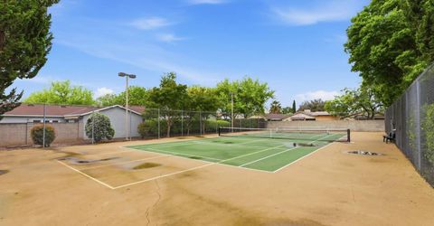 7317 Sunleaf Ln, Sacramento, CA 95828 Photo