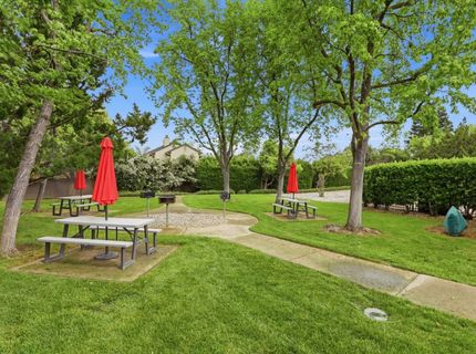 7317 Sunleaf Ln, Sacramento, CA 95828 Photo