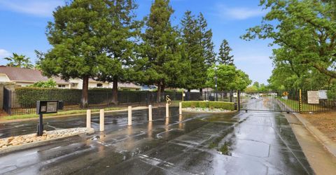 7317 Sunleaf Ln, Sacramento, CA 95828 Photo