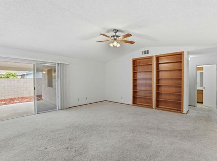 7317 Sunleaf Ln, Sacramento, CA 95828 Photo