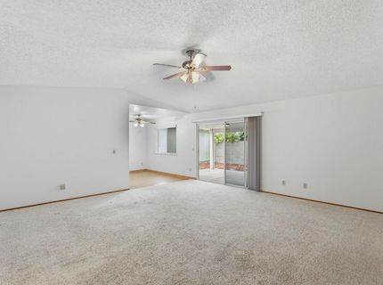 7317 Sunleaf Ln, Sacramento, CA 95828 Photo