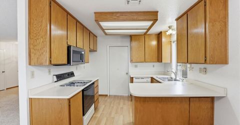 7317 Sunleaf Ln, Sacramento, CA 95828 Photo