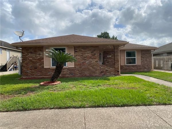 7531 CRESTMONT Road, New Orleans, LA 70126