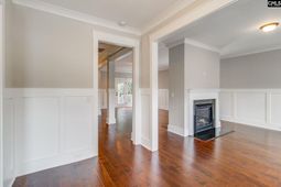 620 Laurel Street  photo 4