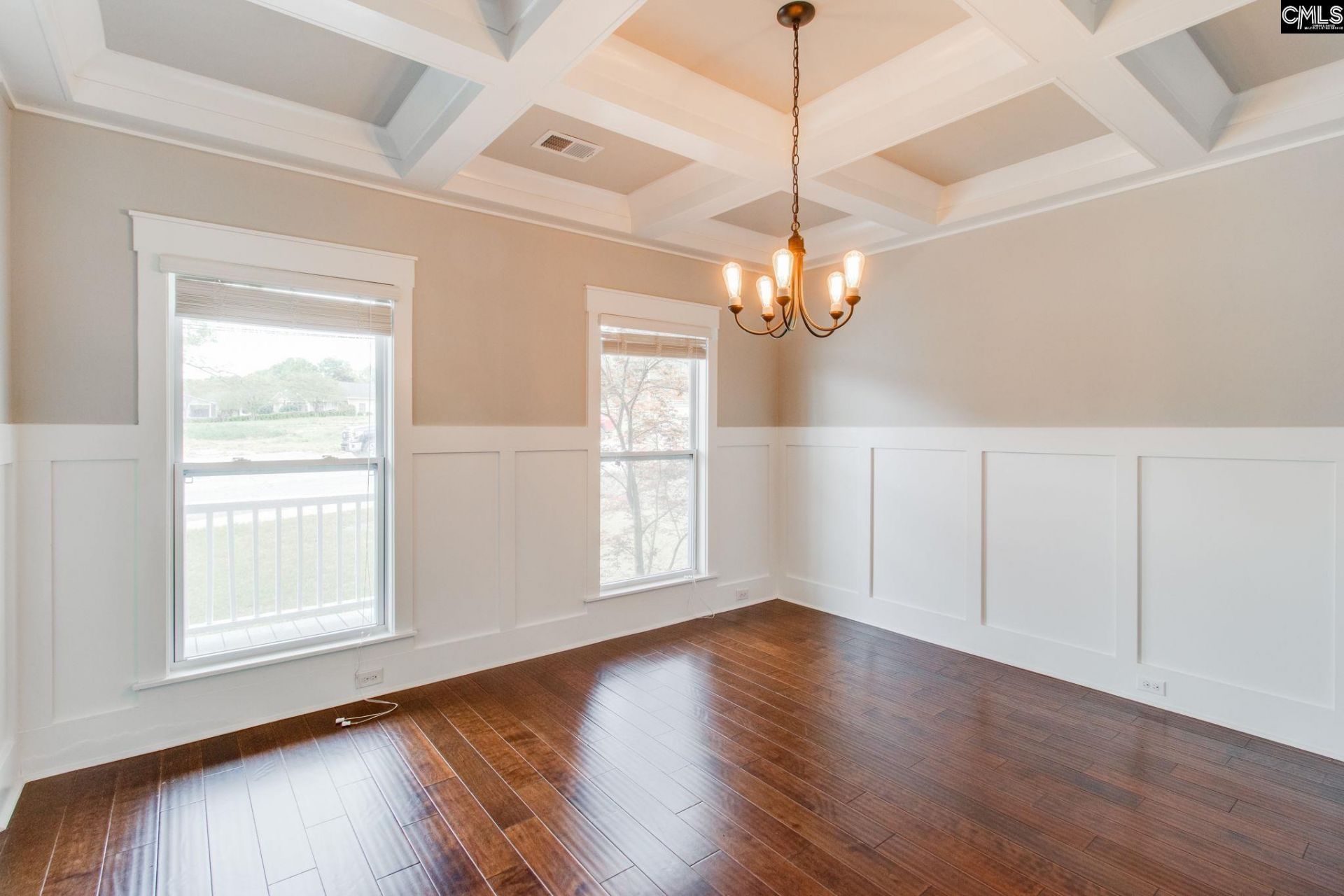 620 Laurel Street  Photo 4