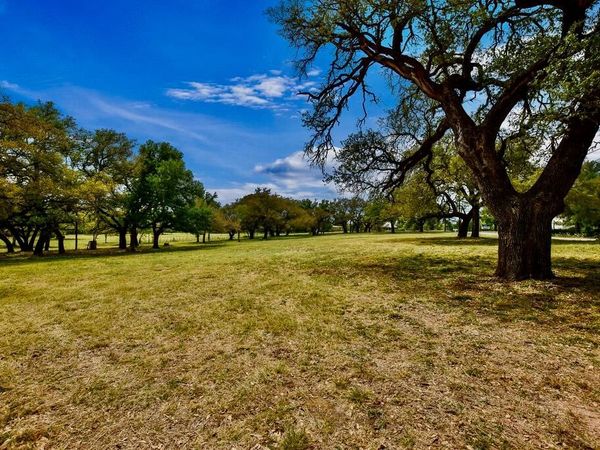 7908 CR 404, Spicewood, TX 78669