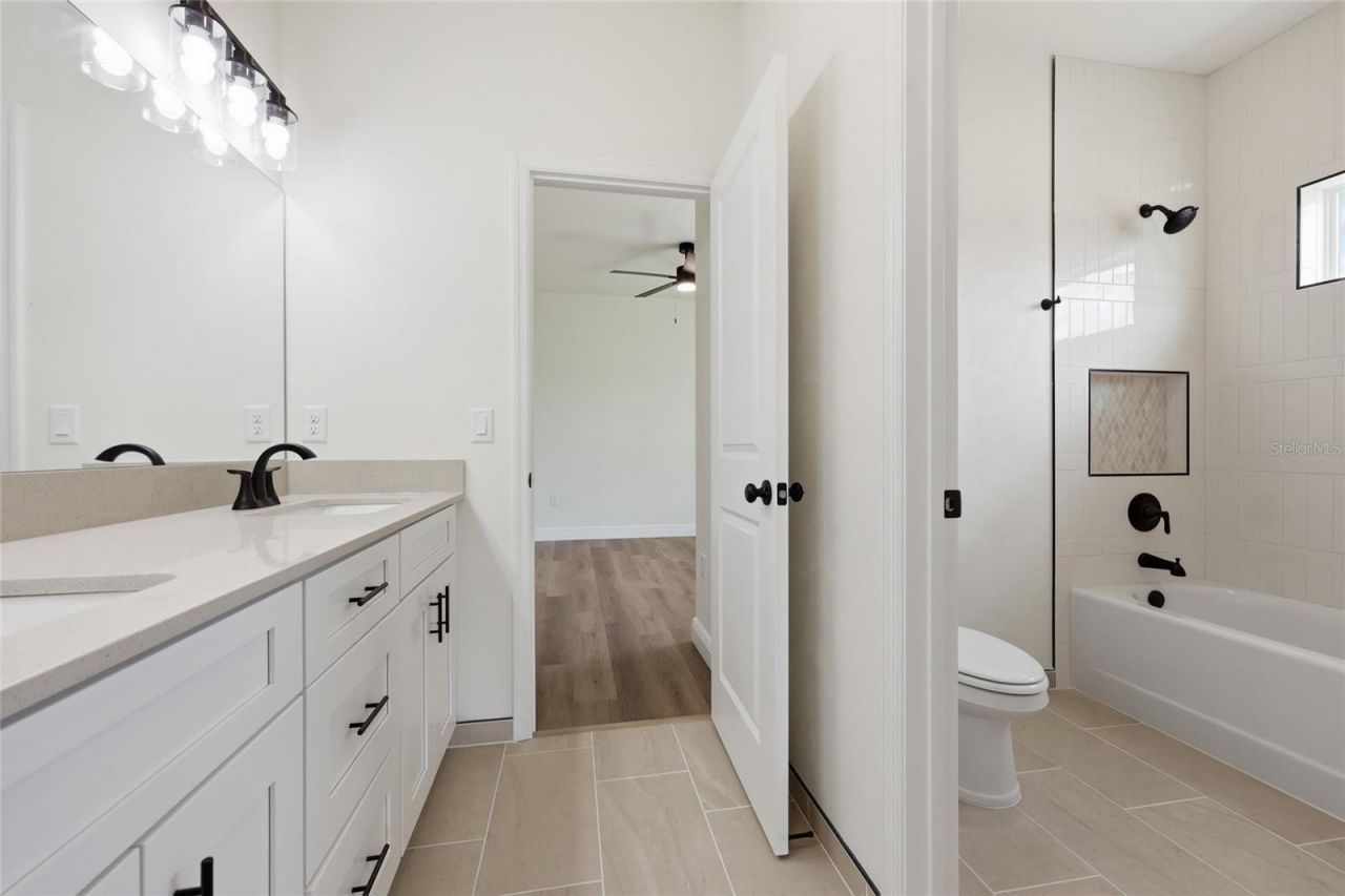 1049 SW 67th Way , Gainesville, FL 32607 Photo