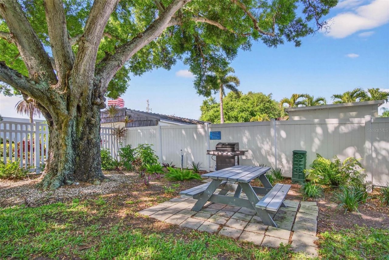 14130 Rosemary Lane, Unit 4105, Largo, FL 33774 Photo