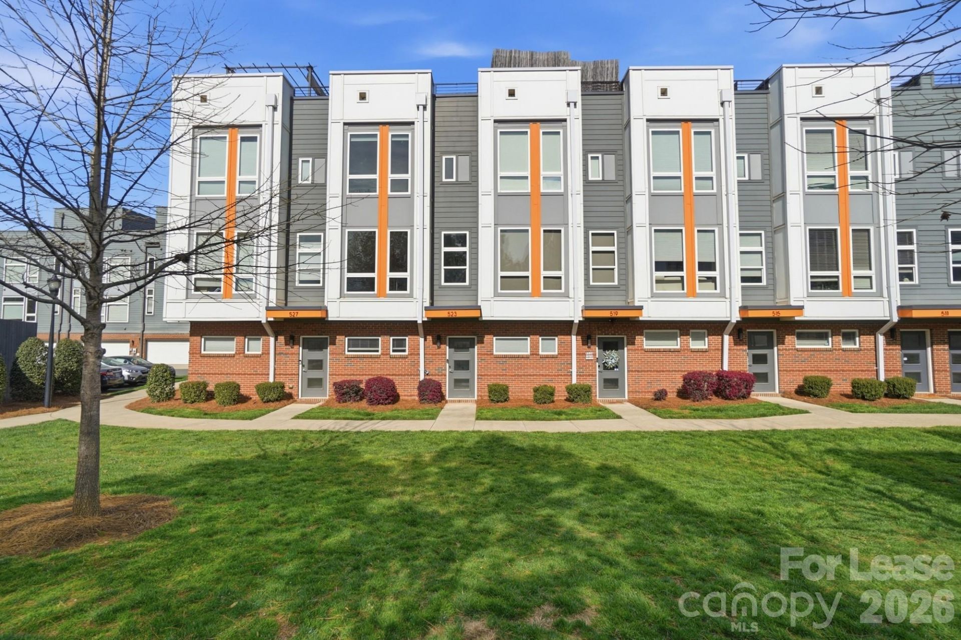 523 Sedgefield Park Drive, Charlotte, NC 28203 Main Photo