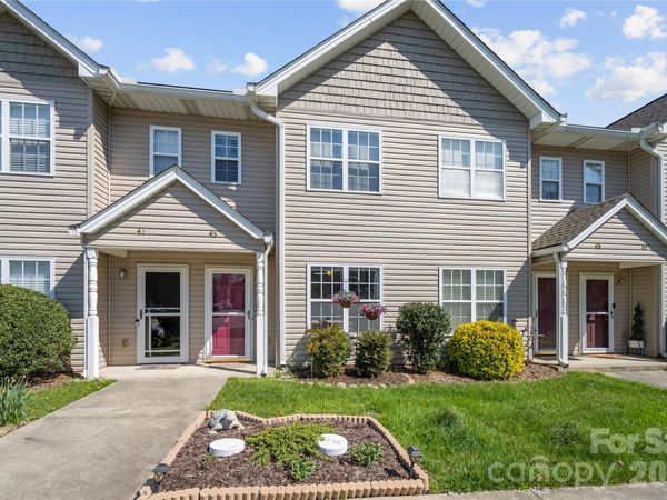 43 Stafford Court , Fletcher, NC 28732