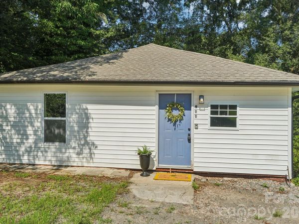 911 Elm Street , Kannapolis, NC 28081