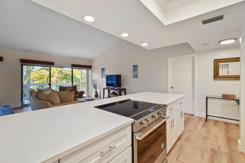 11863 Wimbledon Circle, Unit 509, Wellington, FL 33414 Photo