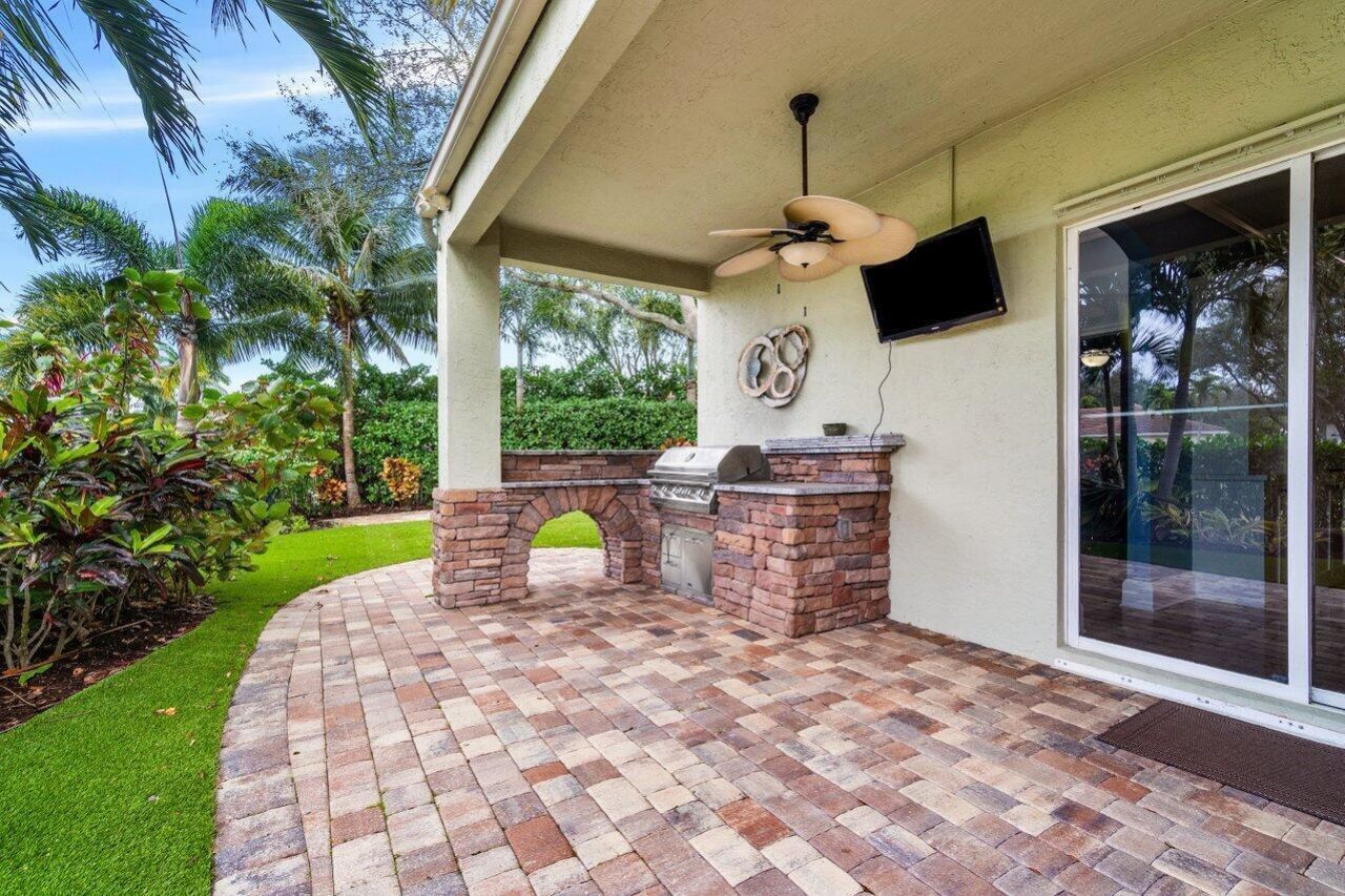 257 Spoonbill Lane N, Jupiter, FL 33458 Photo