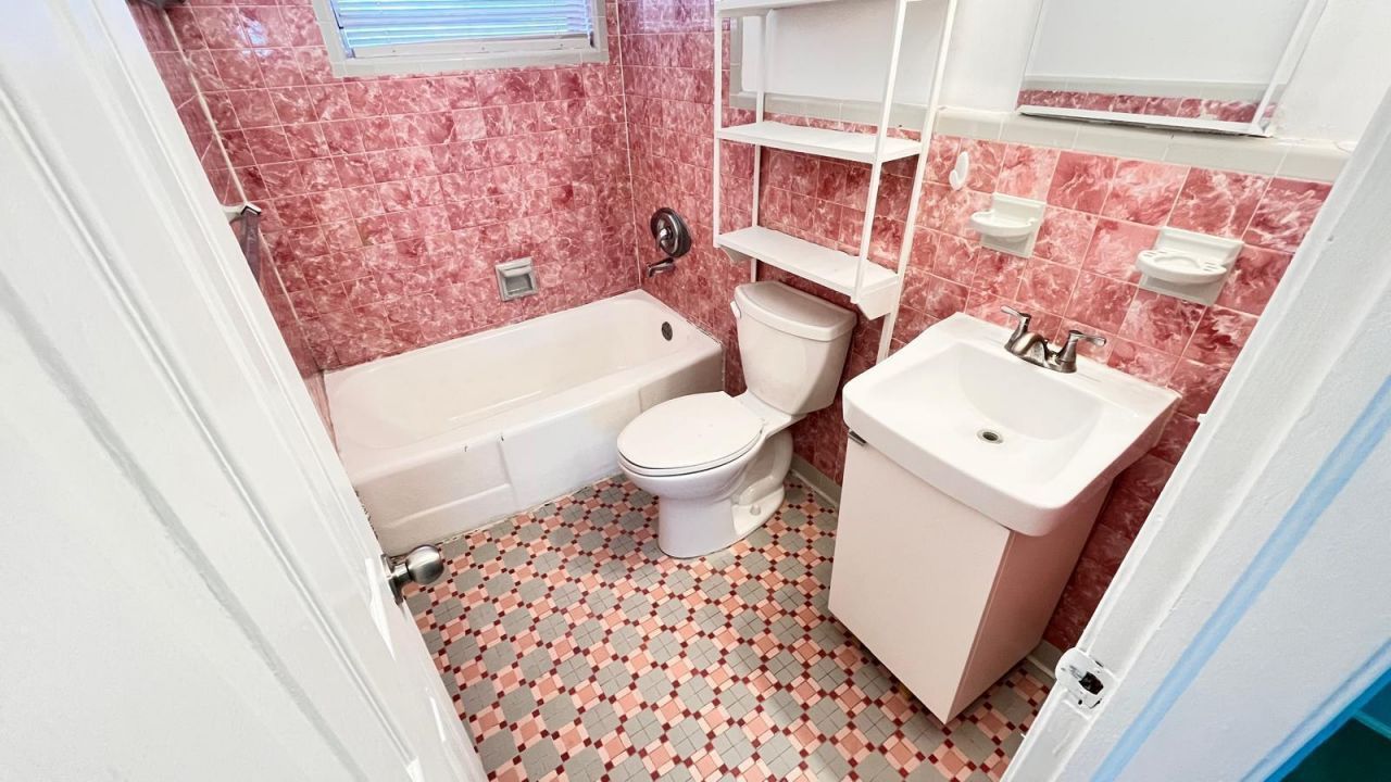 630 N Federal Highway, Unit 2, Lake Worth Beach, FL 33460 Photo