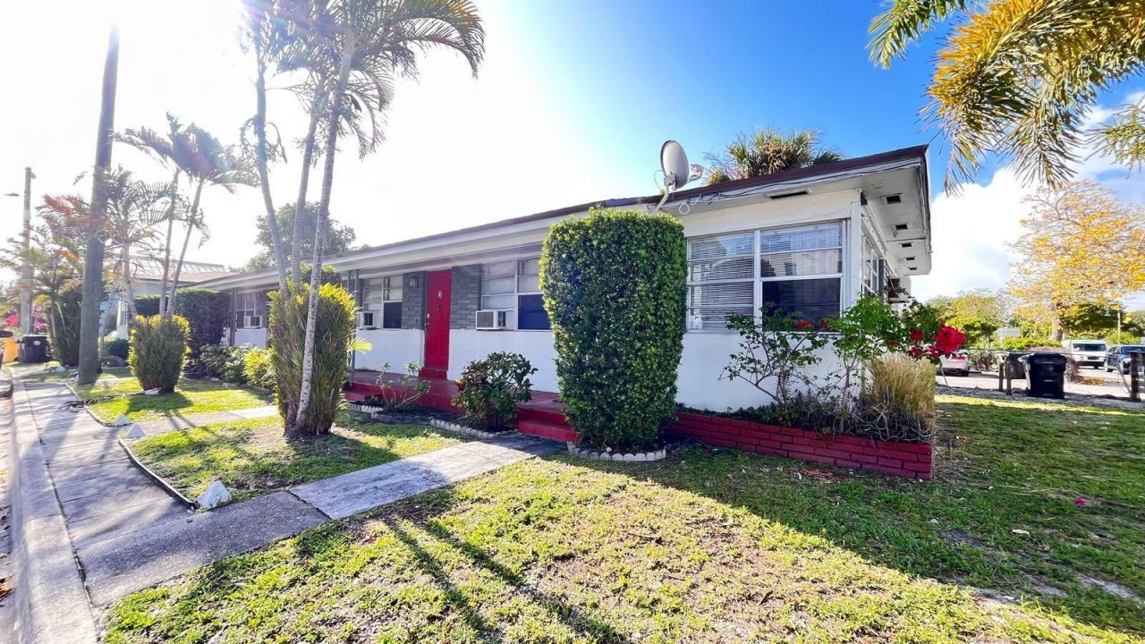 630 N Federal Highway, Unit 2, Lake Worth Beach, FL 33460 Photo