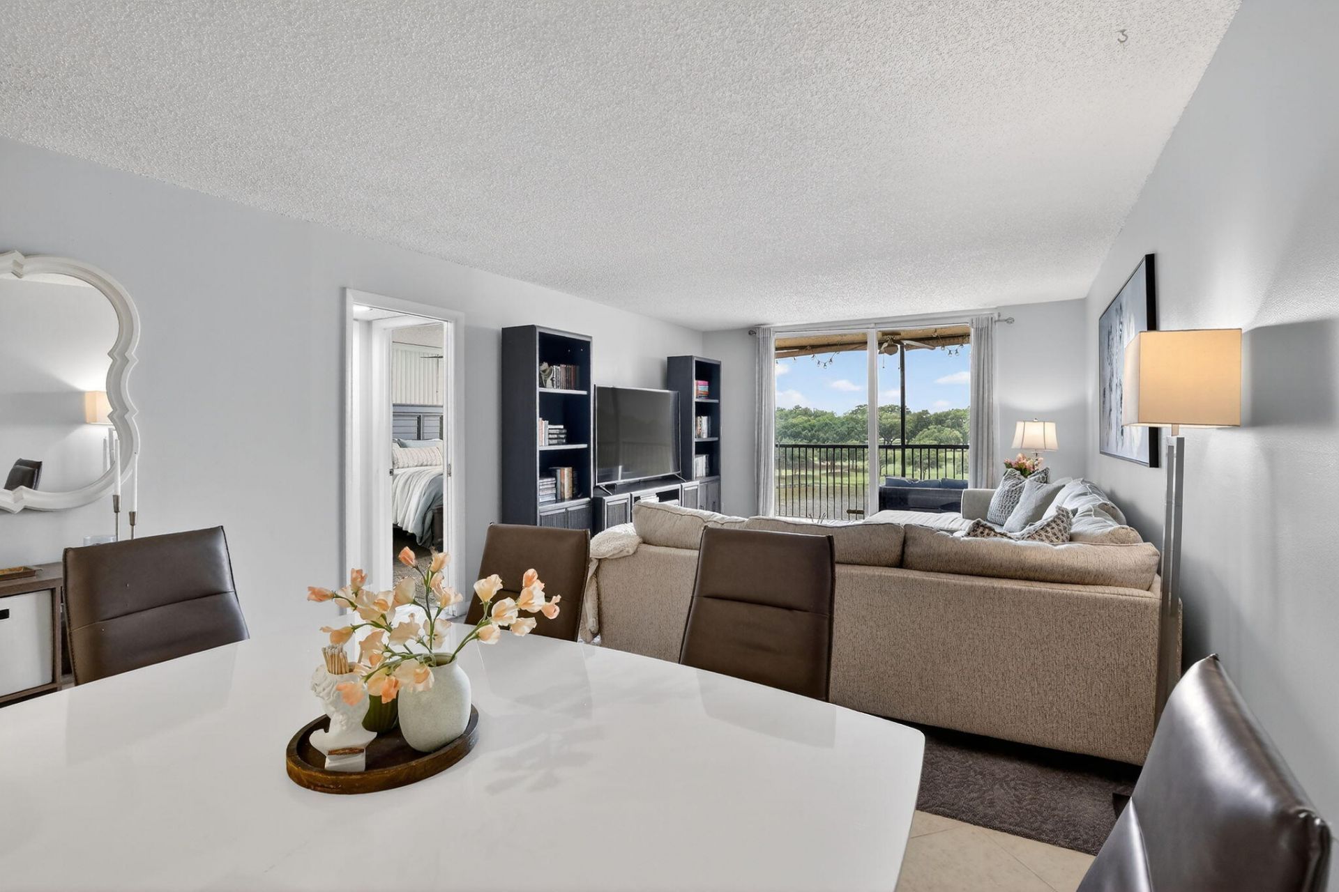 3001 W Rolling Hills Circle, Unit 501, Davie, FL 33328 Photo