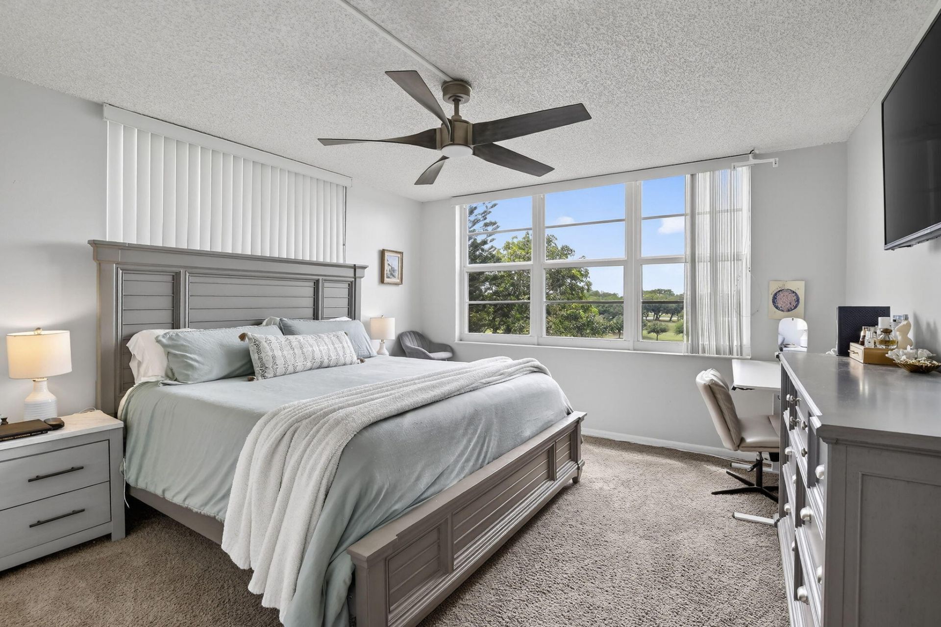 3001 W Rolling Hills Circle, Unit 501, Davie, FL 33328 Photo