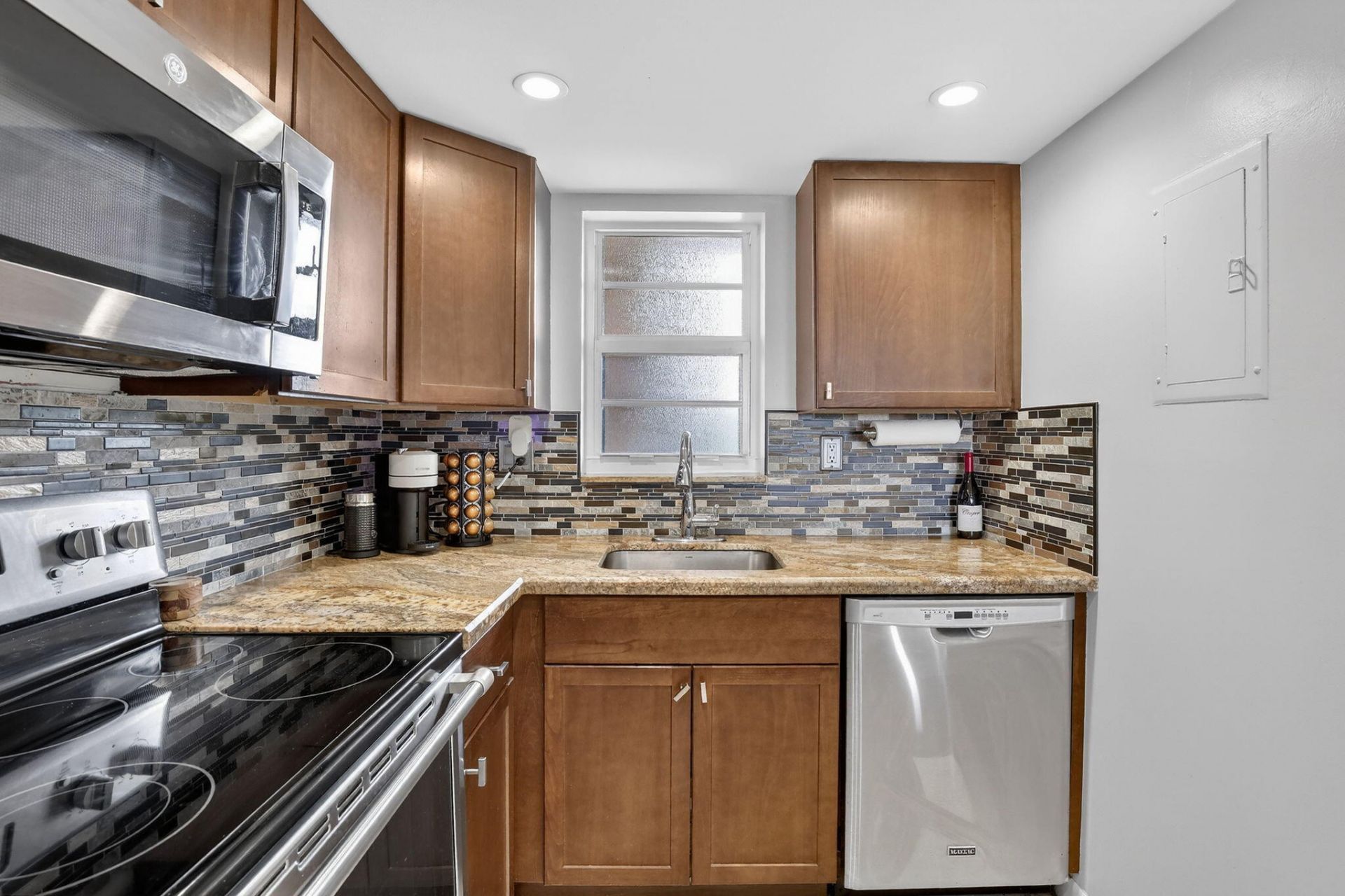 3001 W Rolling Hills Circle, Unit 501, Davie, FL 33328 Photo