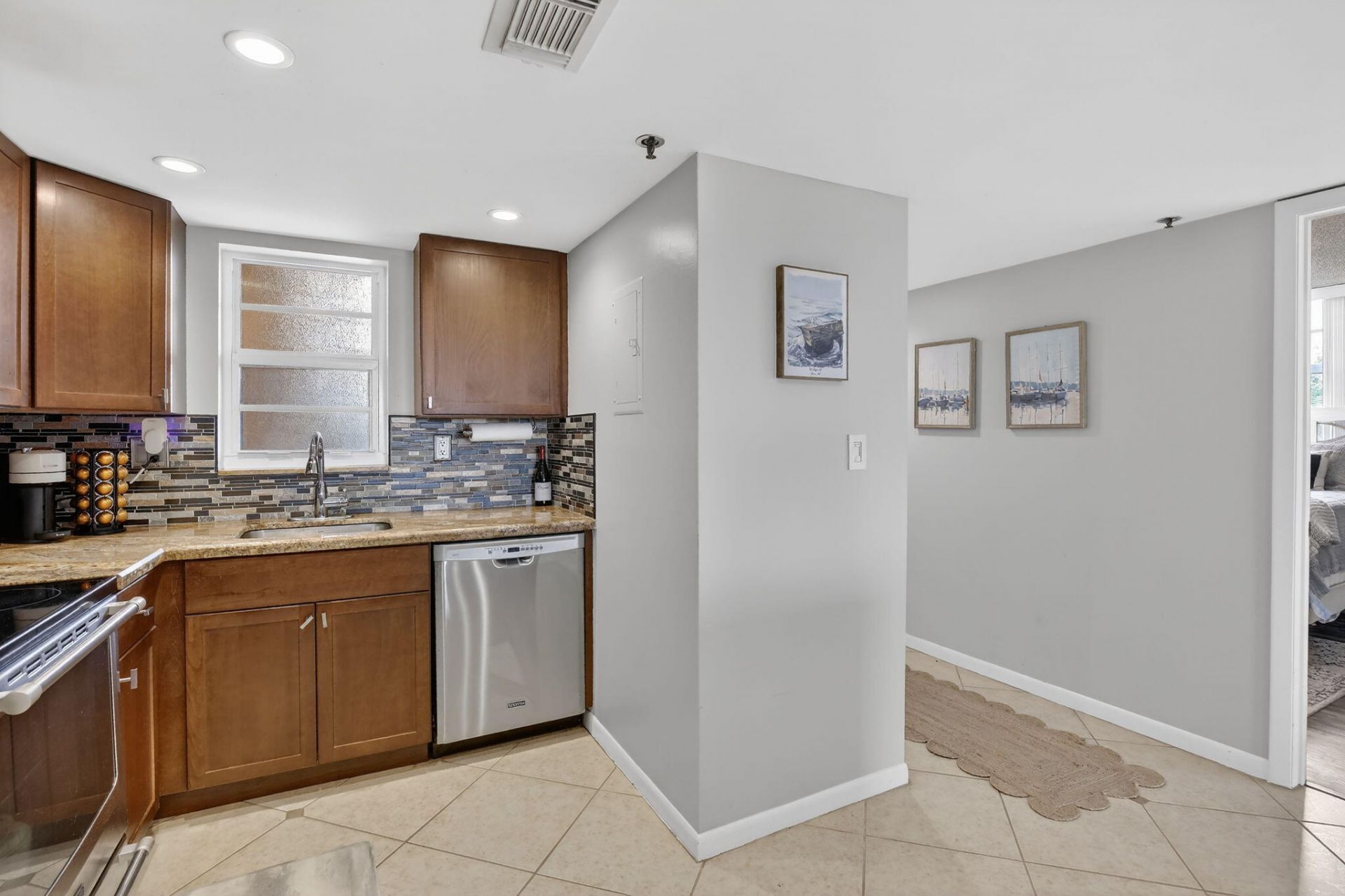 3001 W Rolling Hills Circle, Unit 501, Davie, FL 33328 Photo