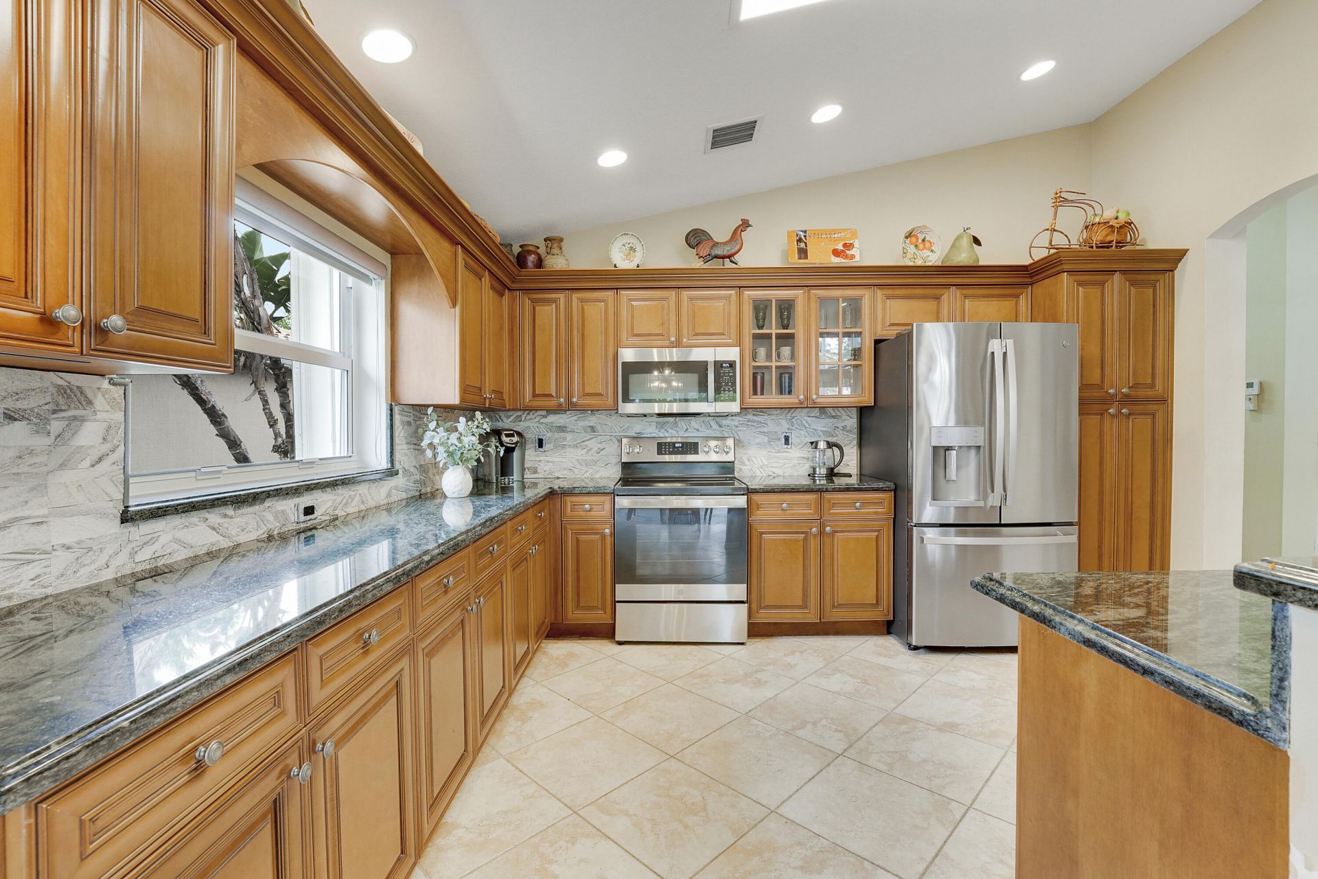 6818 Rienzo Street, Wellington, FL 33467 Photo