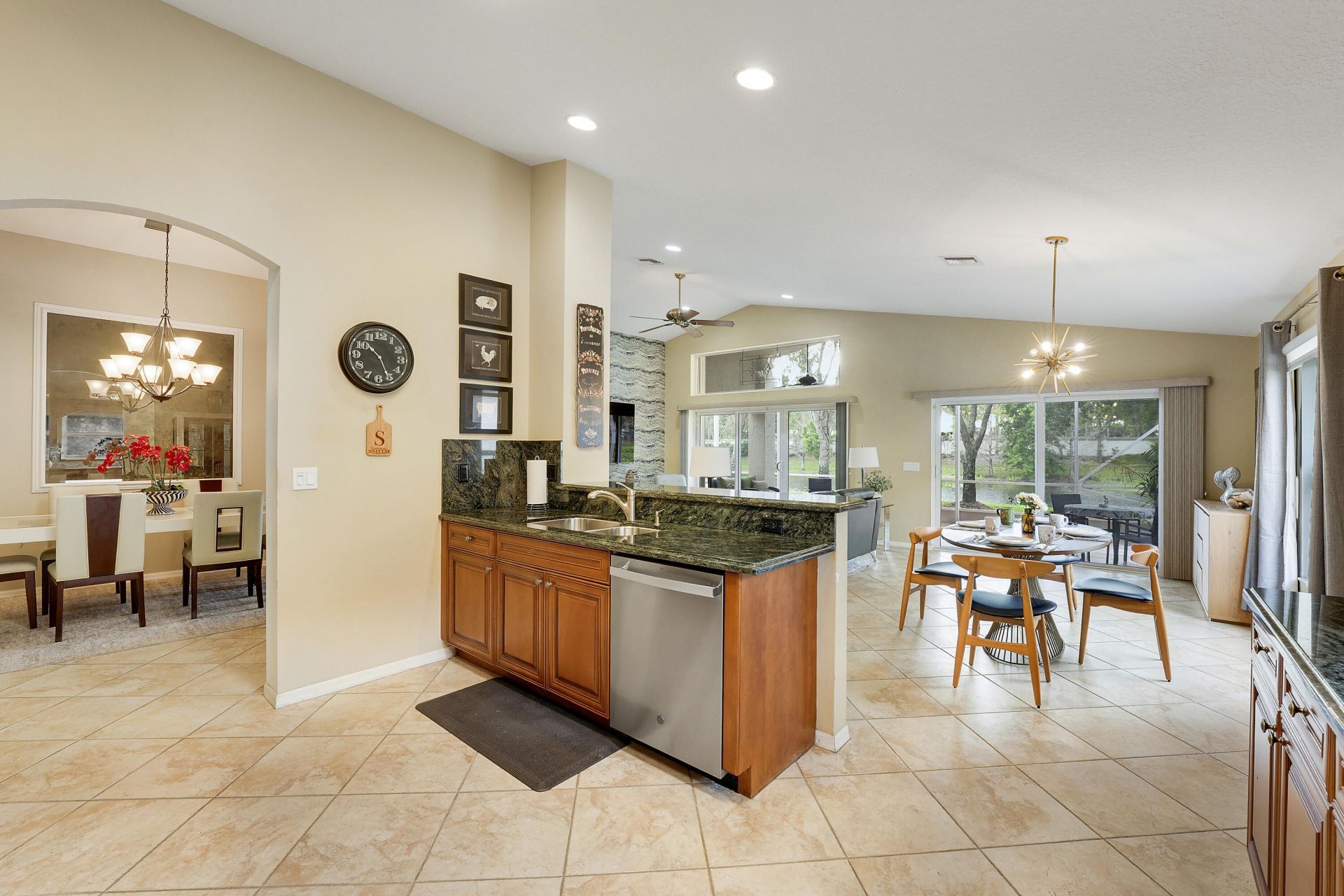 6818 Rienzo Street, Wellington, FL 33467 Photo