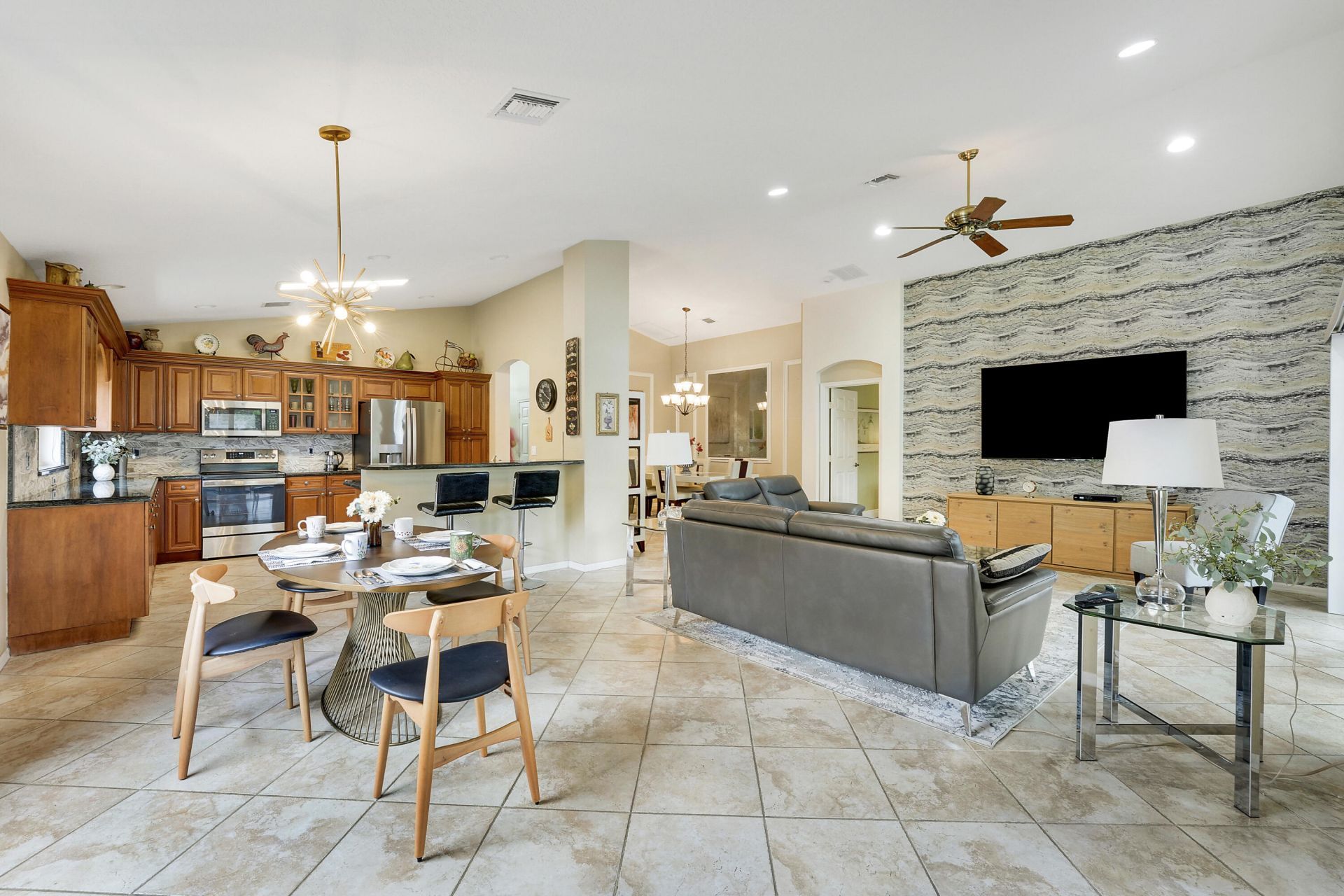 6818 Rienzo Street, Wellington, FL 33467 Photo