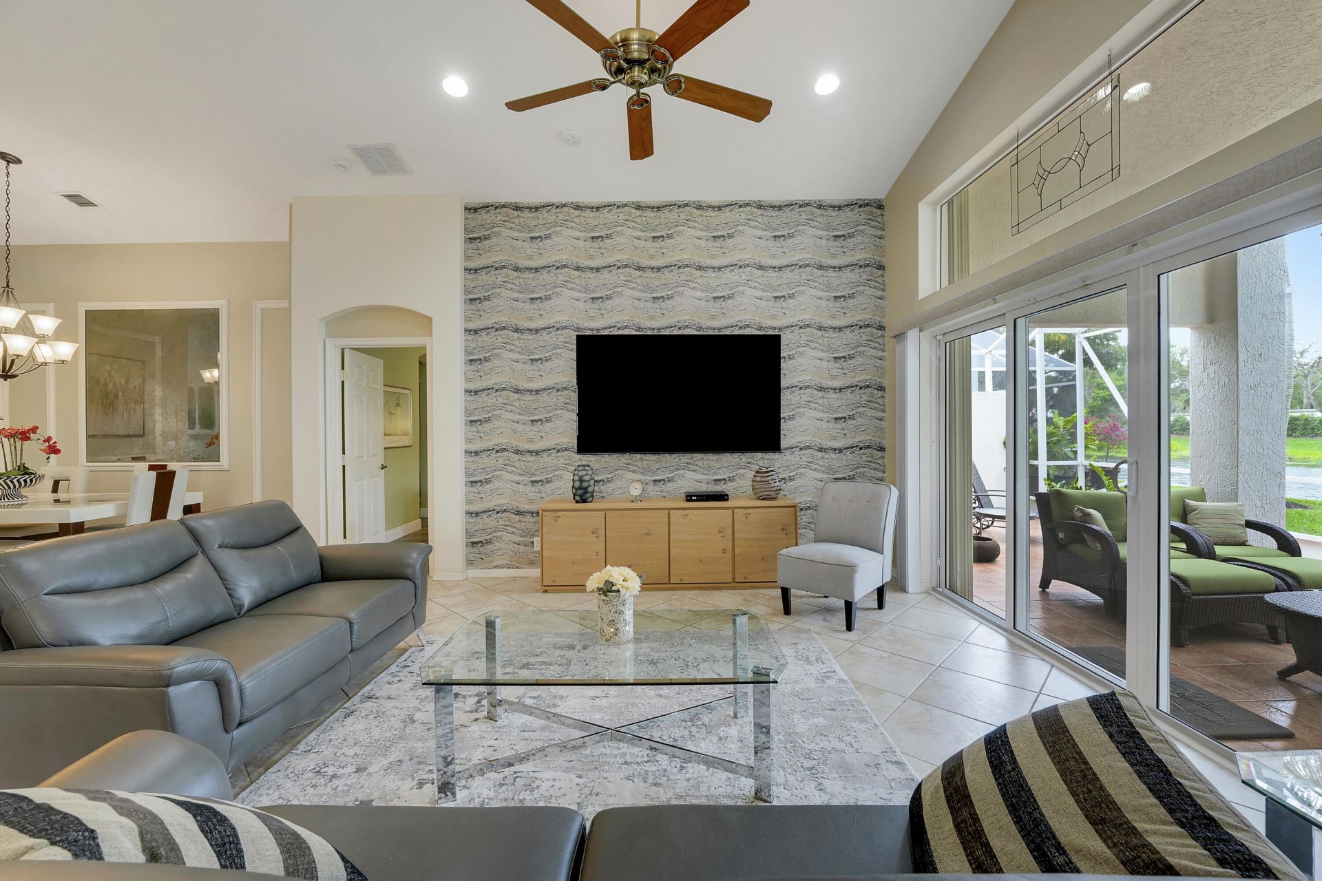 6818 Rienzo Street, Wellington, FL 33467 Photo