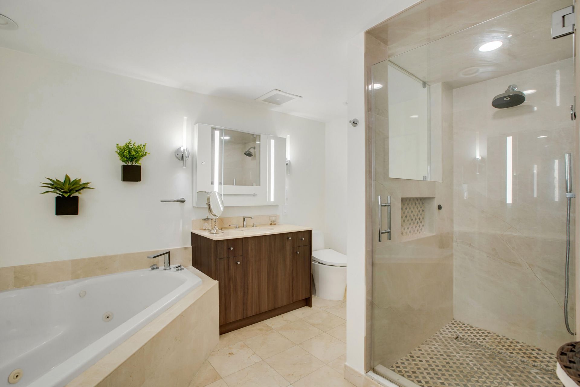 1111 E Las Olas Boulevard, Unit 410, Fort Lauderdale, FL 33301 Photo