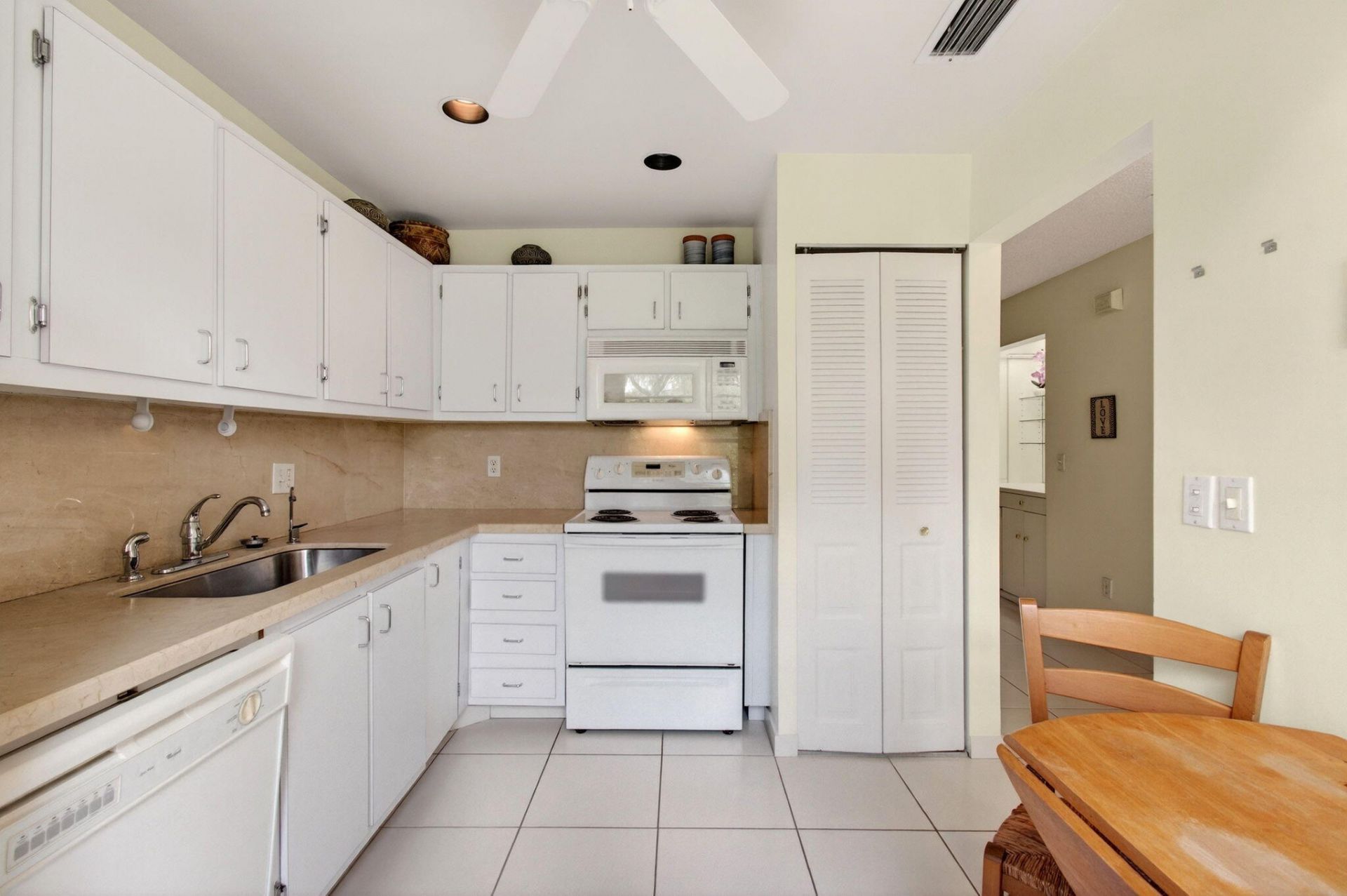 21452 Juego Circle, Boca Raton, FL 33433 Photo