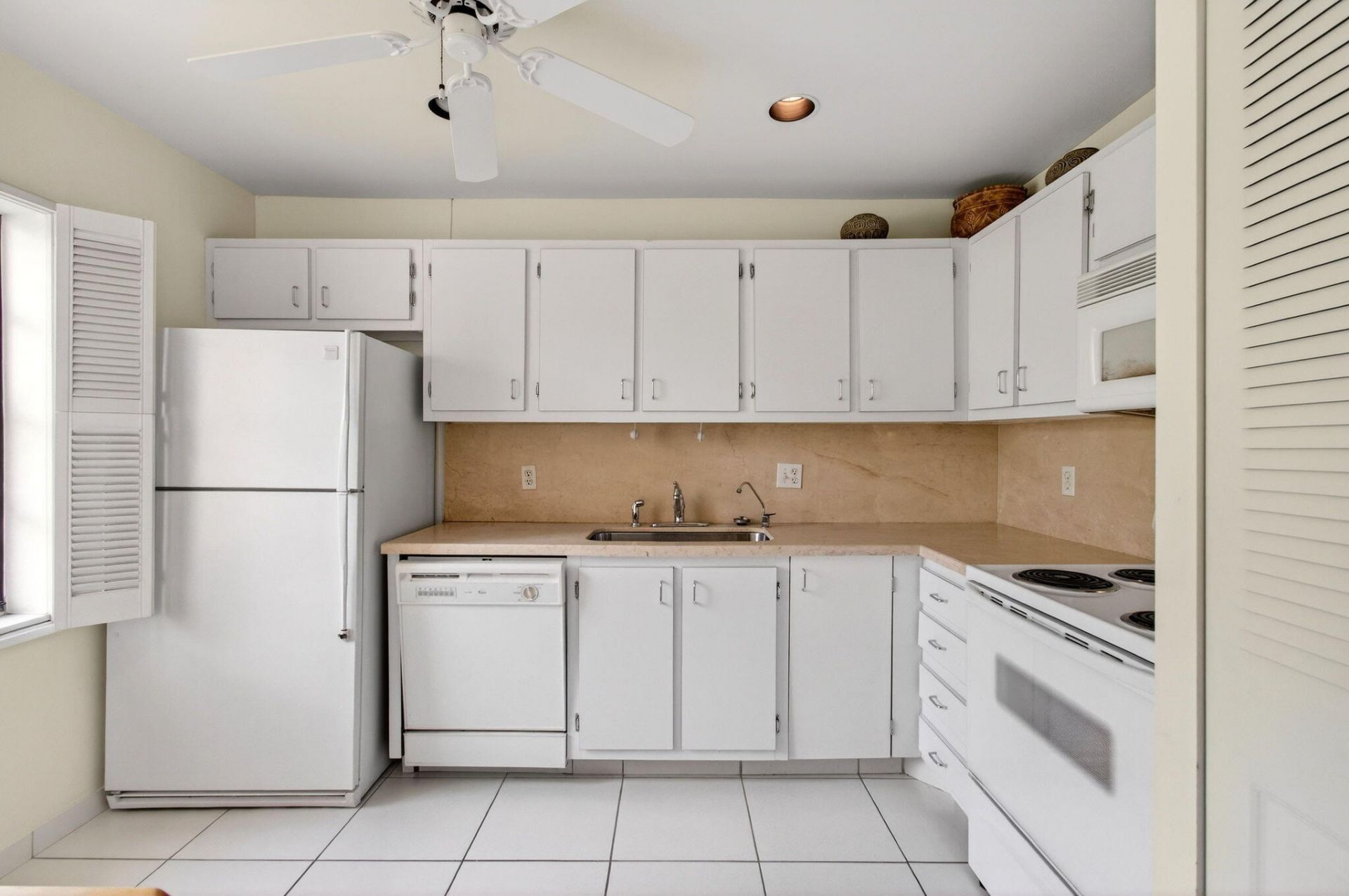 21452 Juego Circle, Boca Raton, FL 33433 Photo