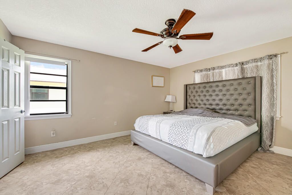 4917 Luqui Court, West Palm Beach, FL 33415 Photo