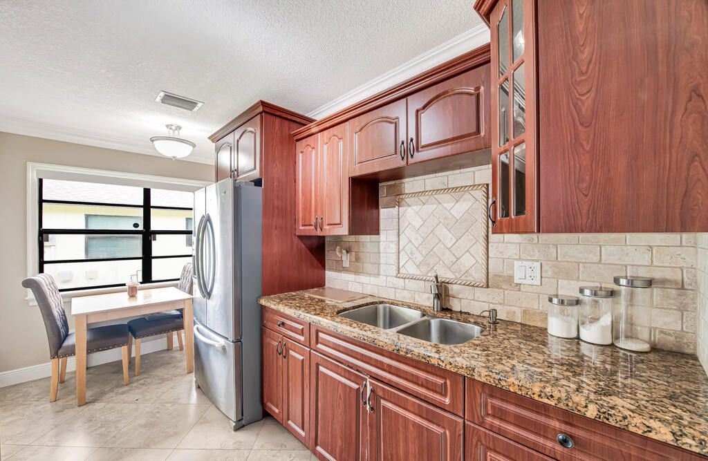 4917 Luqui Court, West Palm Beach, FL 33415 Photo